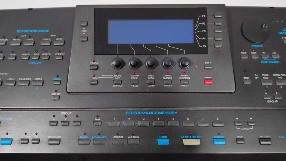 Roland E-96 Inteligent