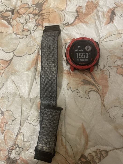 Garmin instinct red flame
