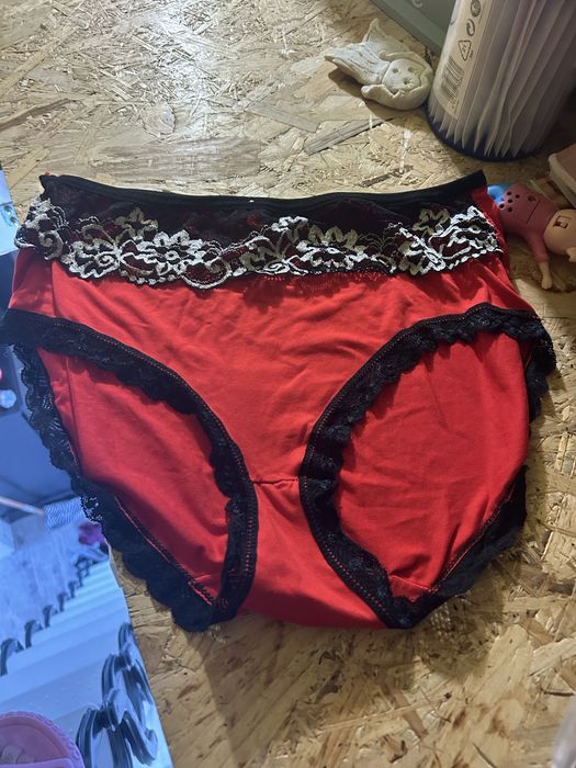Majtki damskie 3 szt Nowe M/ L