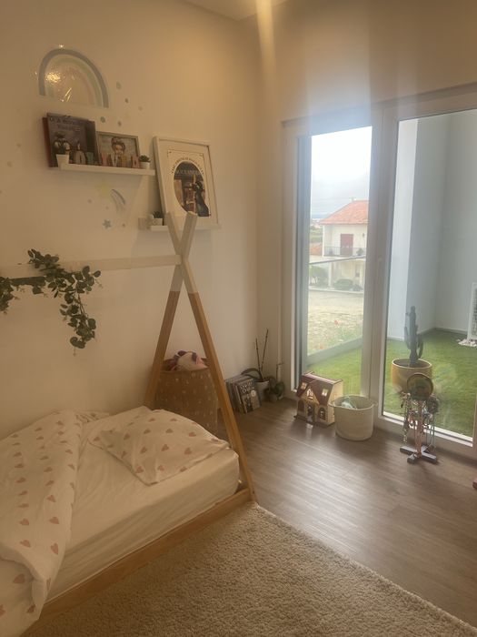 Alugo moradia a 10m da Ericeira