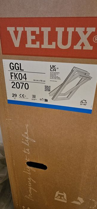 NOVO, SELADO! KIT Janela VELUX GGL FK04 + Rufo EDW (Telhado Ondulado)