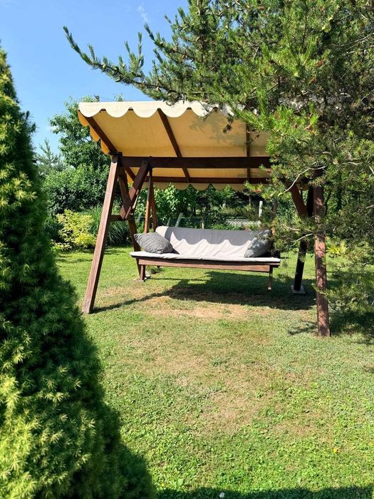 Діючий бізнес на першій лінії озера Петрик!