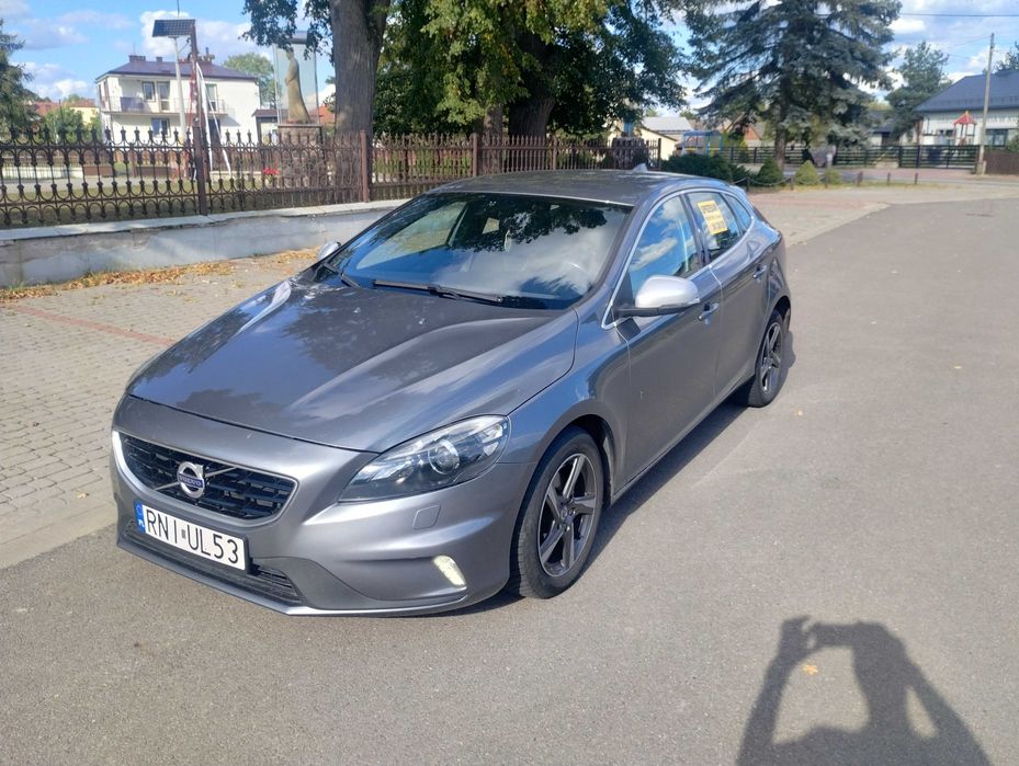 Volvo V40