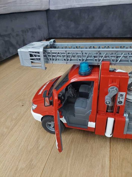 Bruder Straż pożarna mercedes