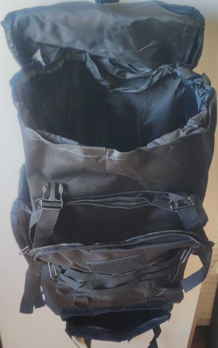 Mochila de viagem - 75 Litros - NOVA