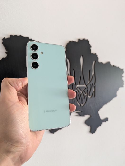Samsung s24 Fe 128gb. Green. Як Новий!