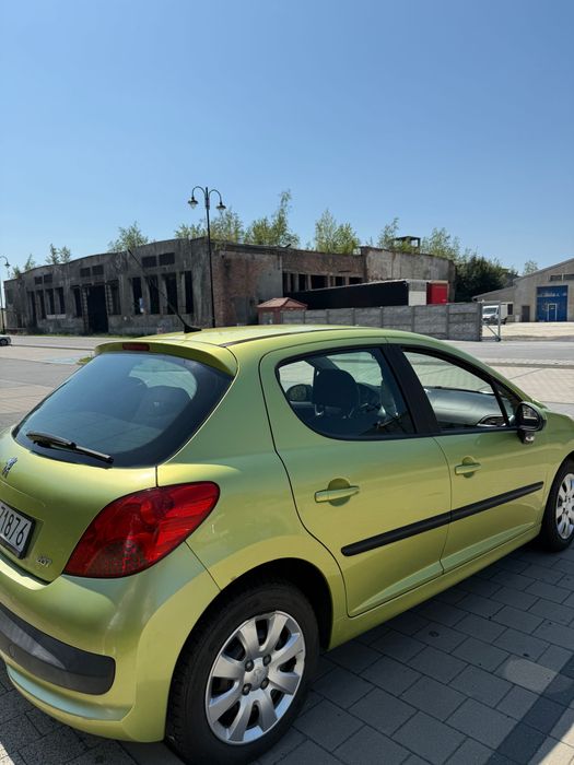 Peugeot 207 zadbany niski przebieg