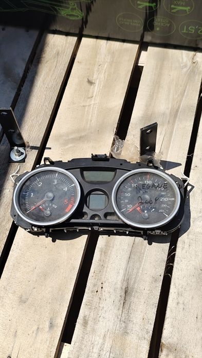 Quadrante Renault Megane 2007
Preço 50€