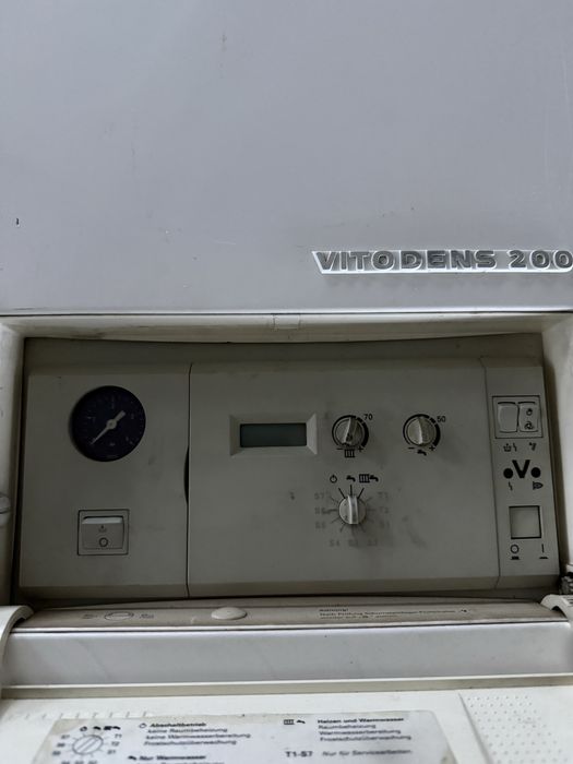 Kocioł gazowy Viessmann Vitodens 200 plus zasobnik Vitocell 100