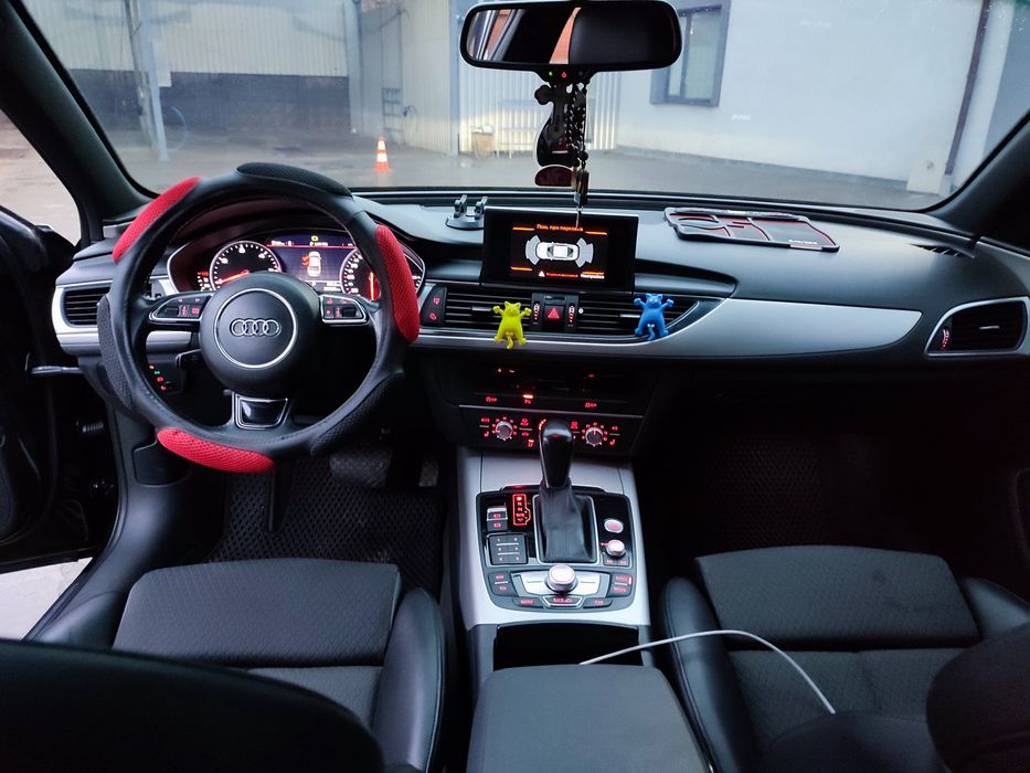 Автомобіль Audi A6C7