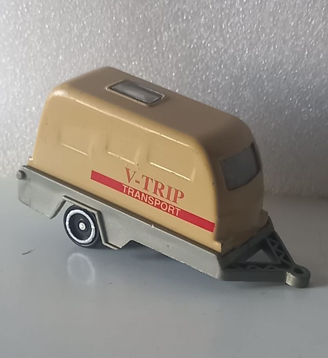 V-trip transport sem marca
