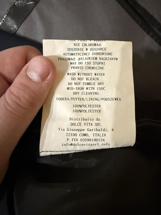 Garnitur męski granatowy, 100% wełna, wyprodukowany we Włoszech, Albione