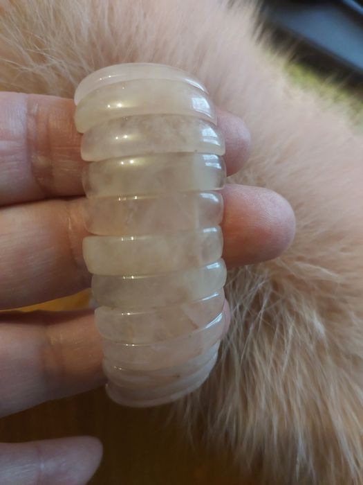 Bransoletka kwarc różowy.