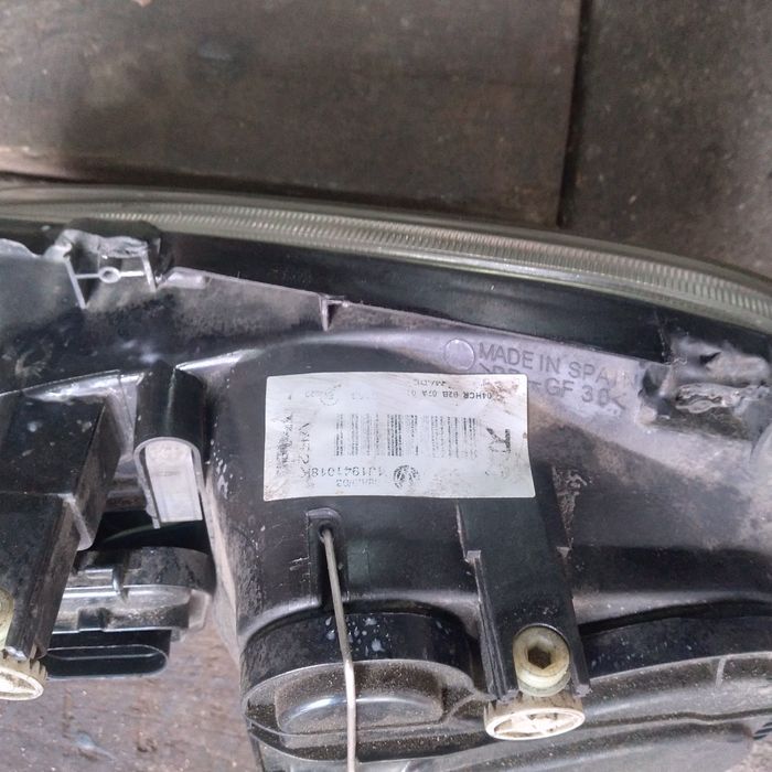 Lampy reflektory vw golf 4 IV Jaworzno • OLX.pl