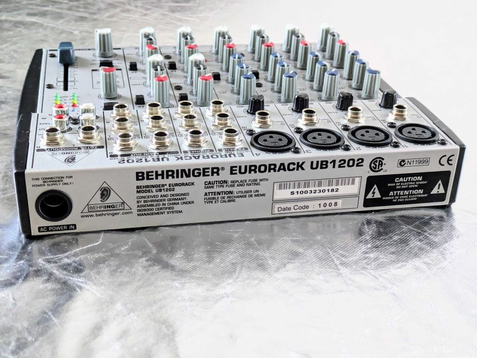 Mikser Behringer Eurorack UB1202