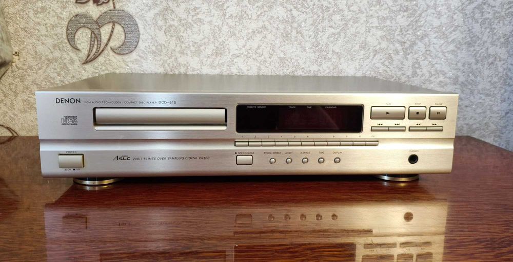 Проигрыватель Compact Disc Player CD Denon DCD-615 Made in GERMANY