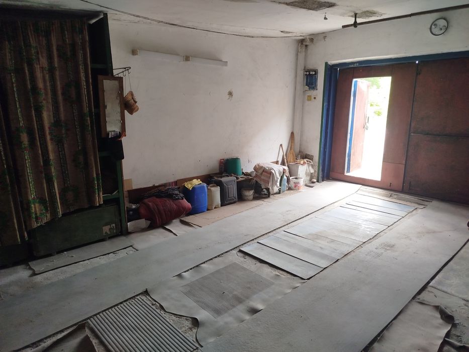 Продам капитальный гараж