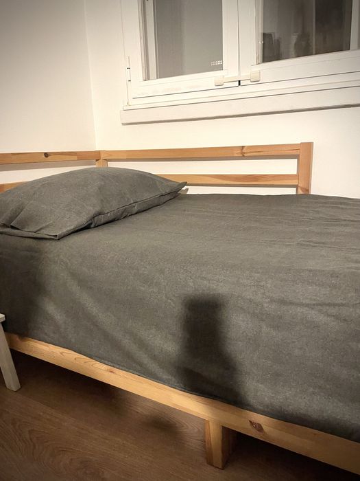 IKEA Cama dupla + Secretária + Banco