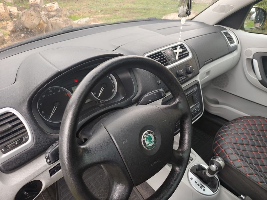 шкода румстер 1.6автомат