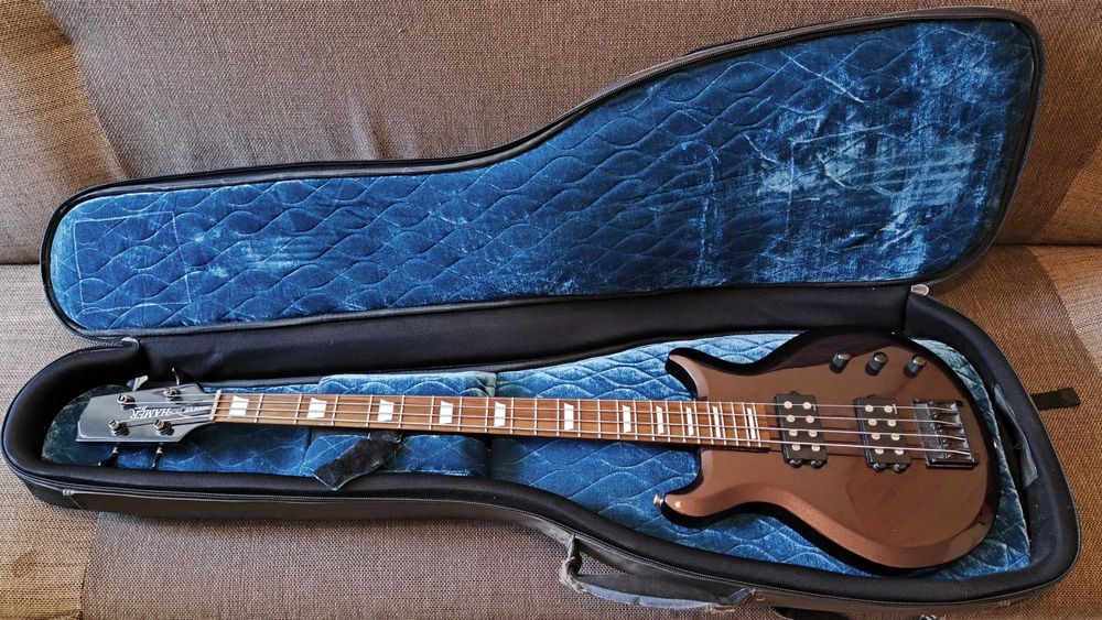 Na sprzedaż gitara basowa