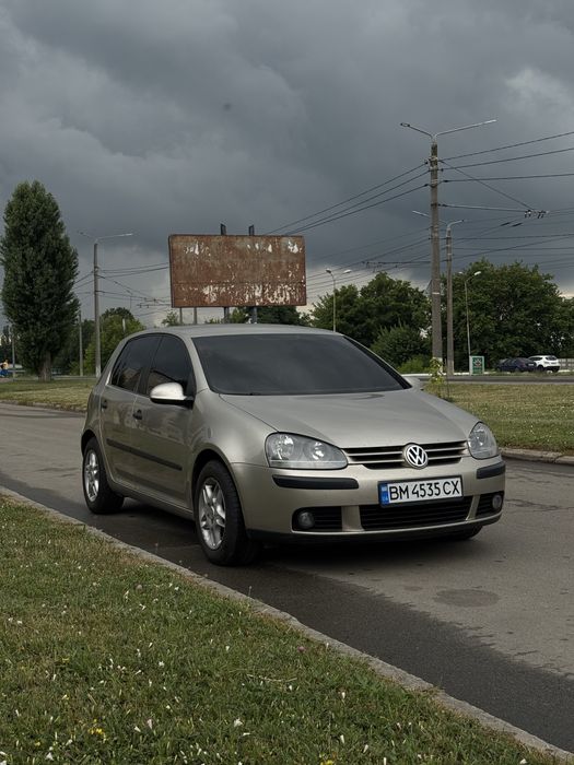 Volkswagen Golf 5 2004 1.6 mpi