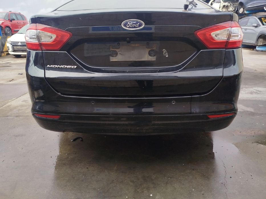 Pára-choques trás FORD Mondeo V Hatchback