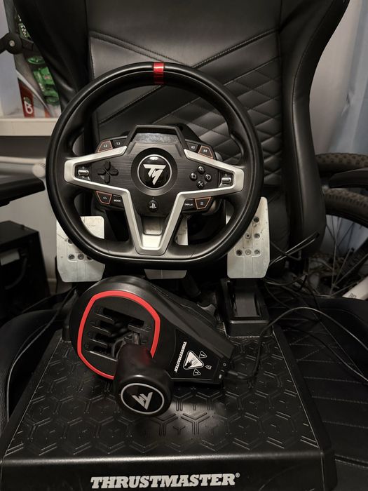 Zestaw Thrustmaster T248 i skrzynia biegow TH8S