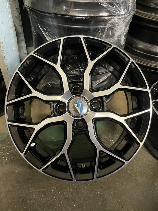 R14 4/98 новые диски Ваз Приора Калина