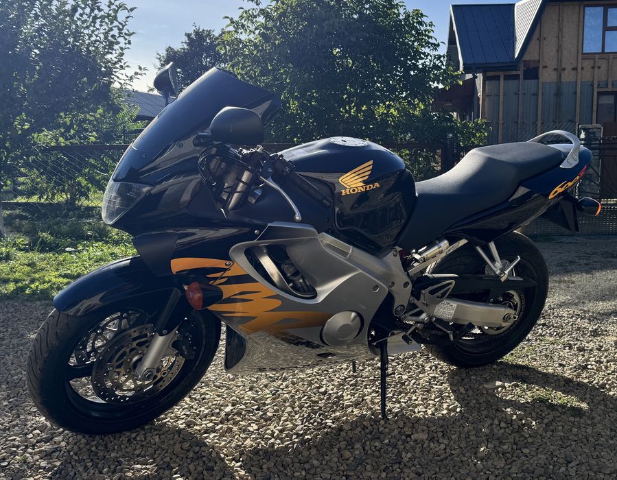 Honda CBR600 1999 рік