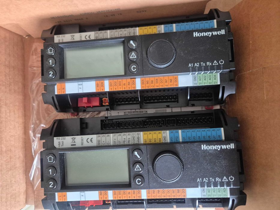 Sterownik Honeywell MVC-80M-CPSW1A