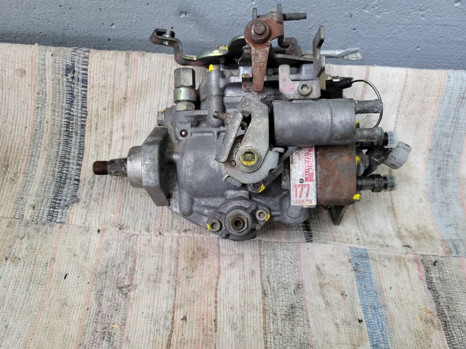 Bomba Injectora Toyota Corolla E90