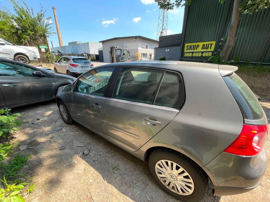2007 VW Golf V 1.9 TDI 105KM BLS kolor LA7T Silnik części