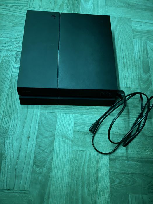 Konsola Ps4 500 GB