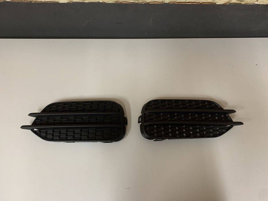 Volkswagen VW Tiguan 1 Передня Центральна Решітка Радіатора