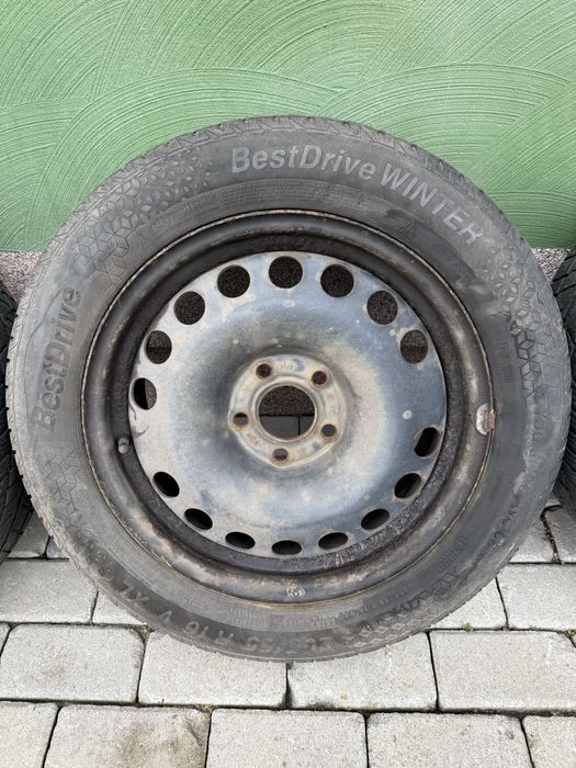 Koła / Opony zimowe 205/55/16 Rozstaw 5x110