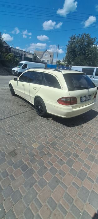 Продам автомобіль.