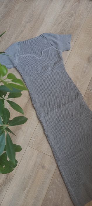 Нова сукня в рубчик