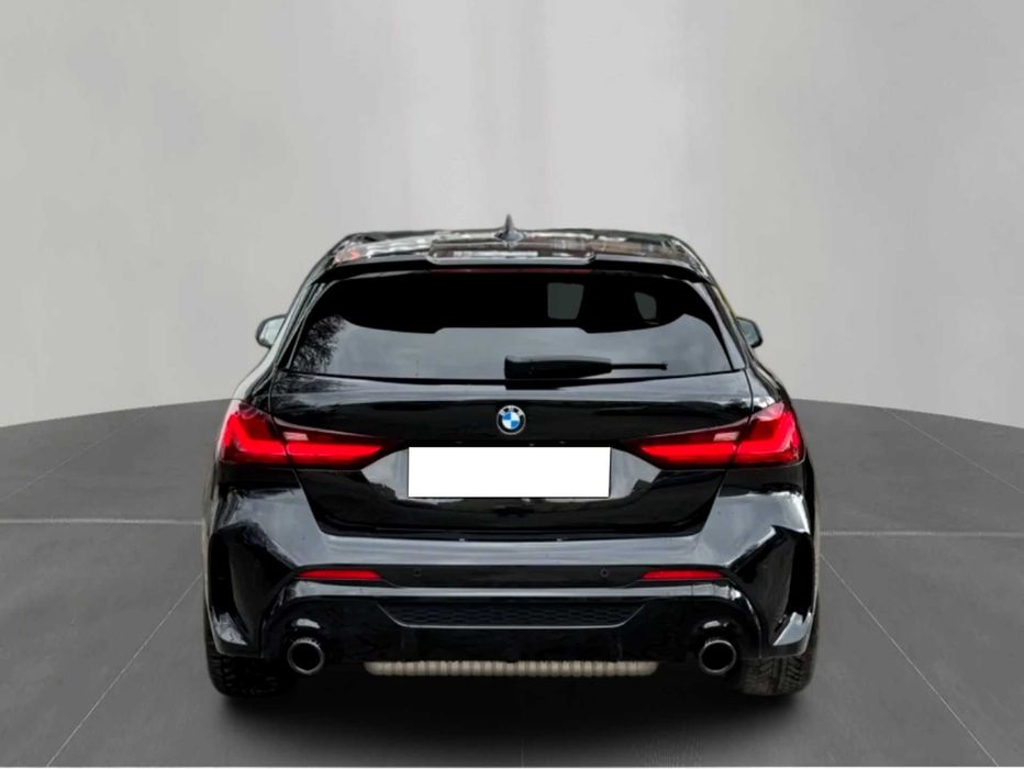 BMW M135i xDrive — photo 5