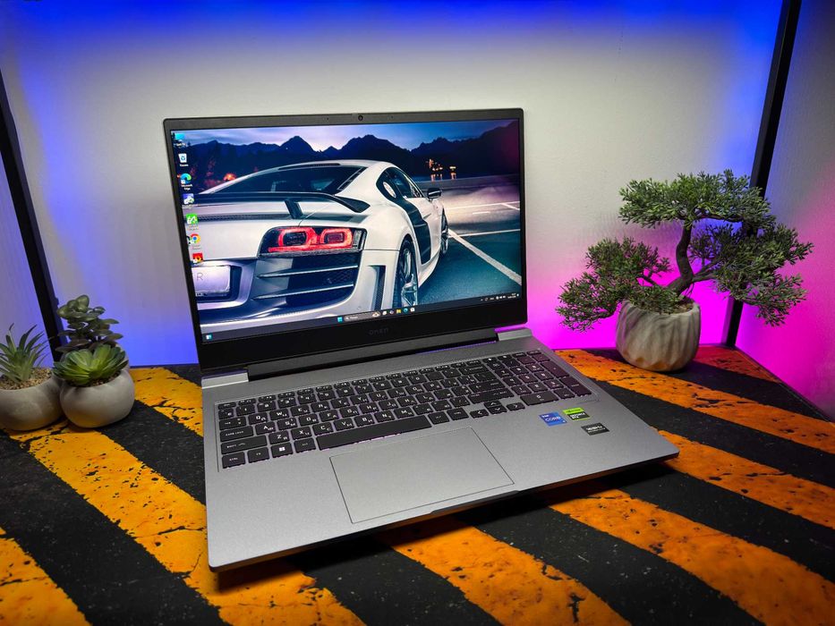 як новий HP Omen 16, rtx4070, i7-14700hx, 32gb, 1tb, 165 hz