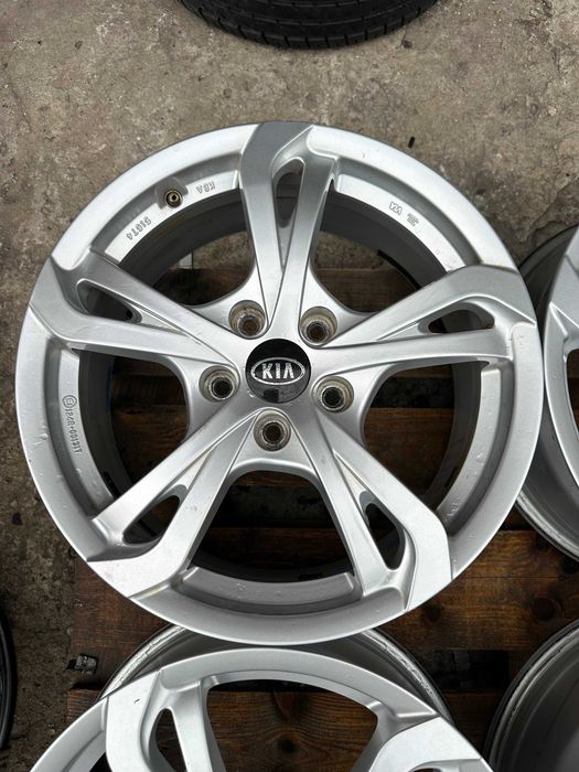 5x114,3 7j x 17" et47 Kia OE Hyundai komplet aluminiowe