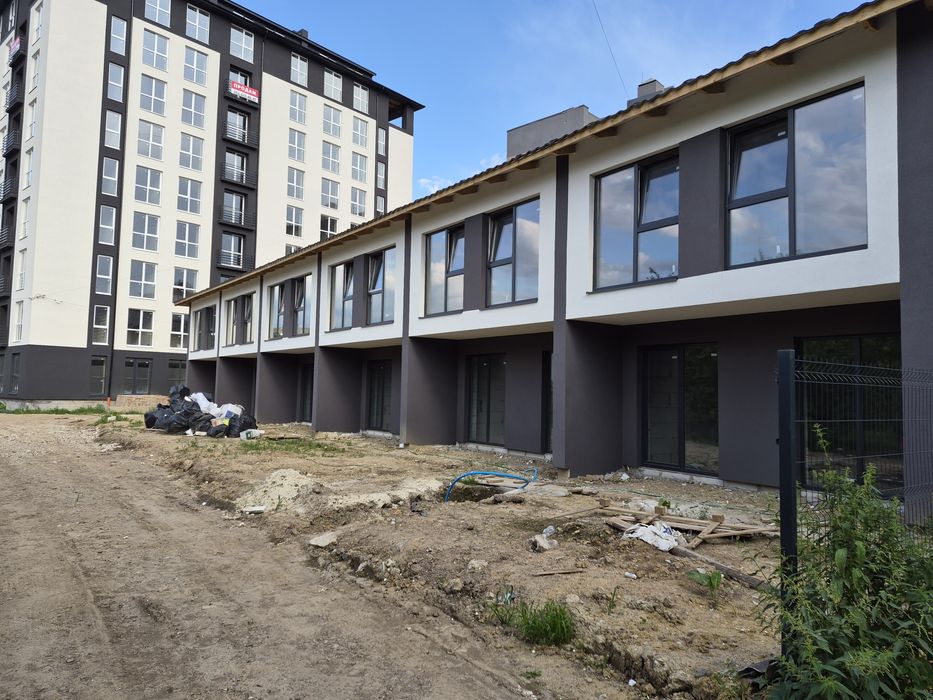 Продаж  2-ної квартири (60 м.кв) в ЖК Комфорт-Сіті
