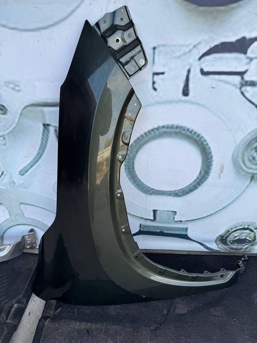 Крило праве на Lexus NX 22-25 року