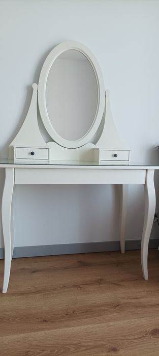 Toaletka z krzesłem Ikea