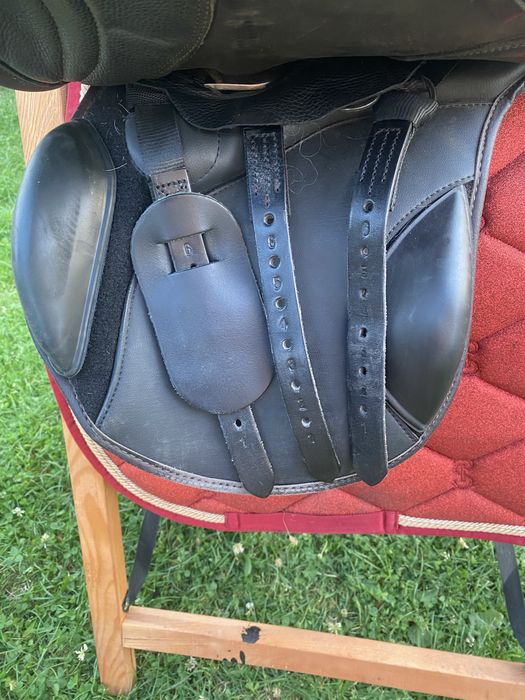 Siodło skokowe Thorowgood Pony Jump 15,5 cala brązowe Dostępne!
