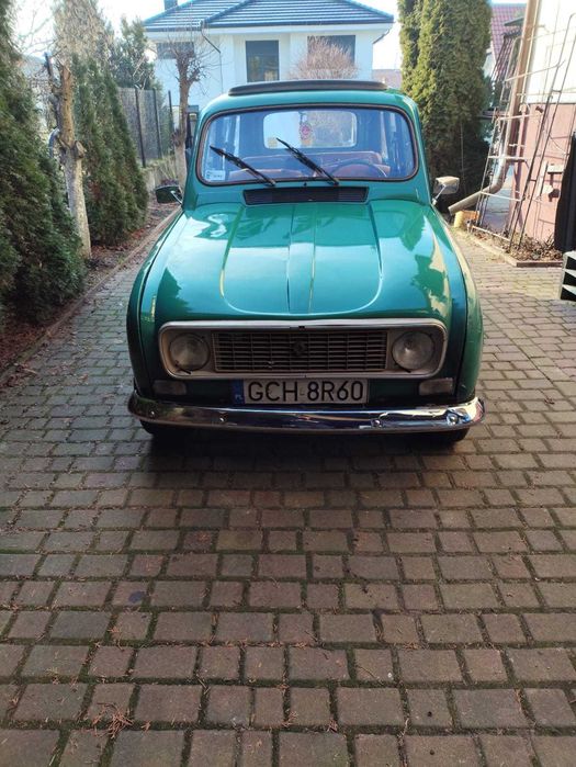 Renault 4