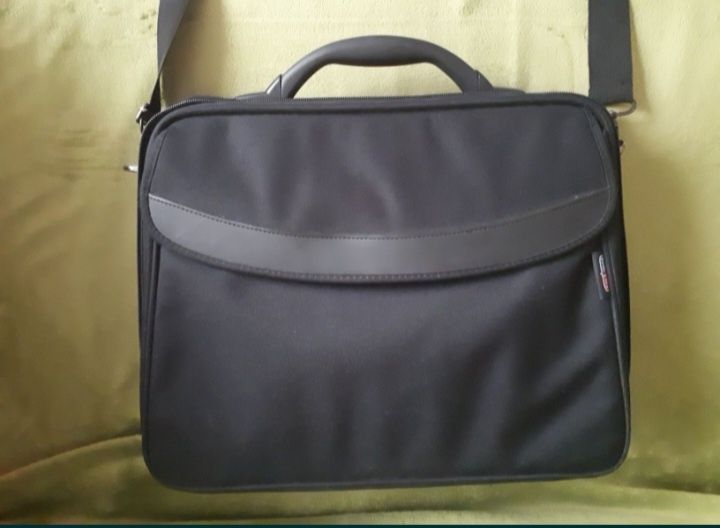 Torba na laptopa