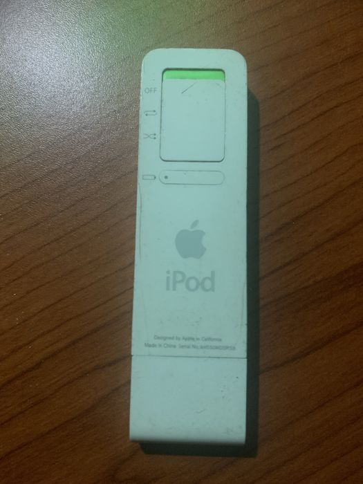 Ipod shuffle 1st gen.