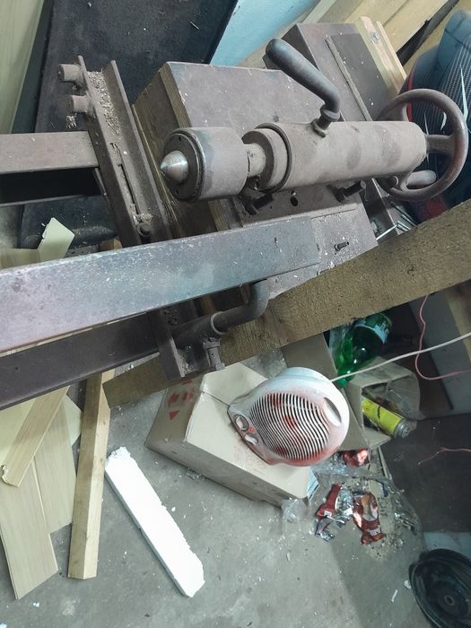 Продам саморобний  токарний станок в робочому стані