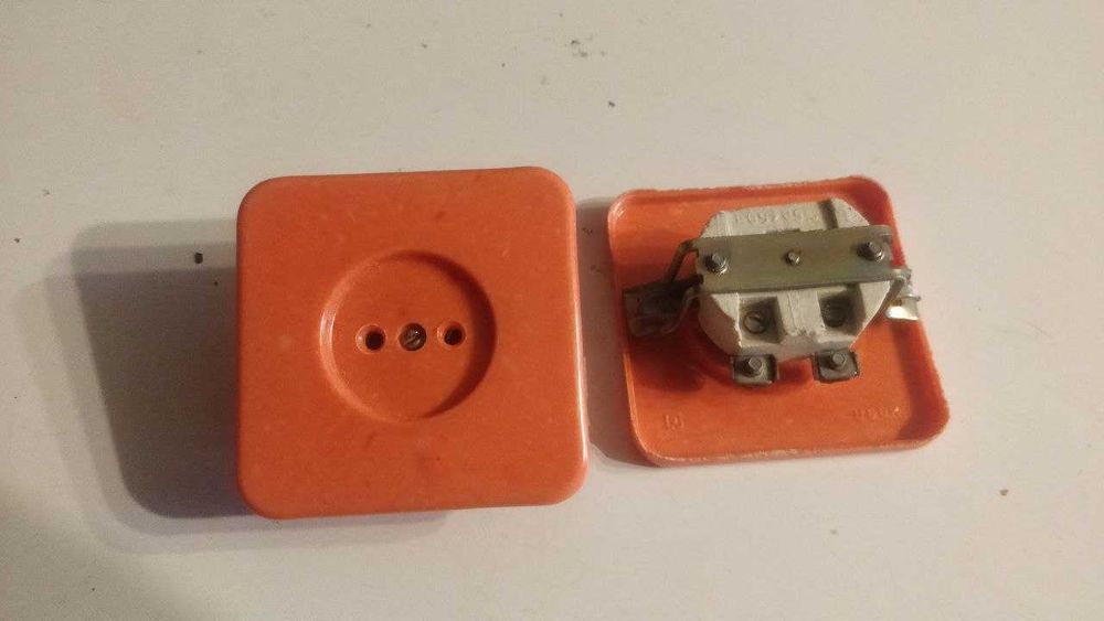 Розетки скрытой проводки СССР