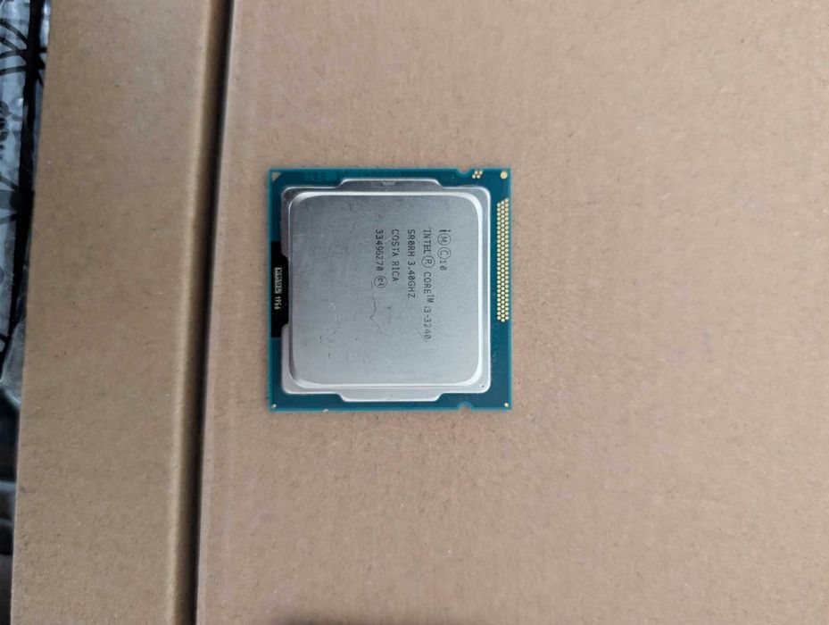 Hardware PC: i7-4770, i5-6400, 20GB RAM DDR3 + 3 GPUs NVIDIA